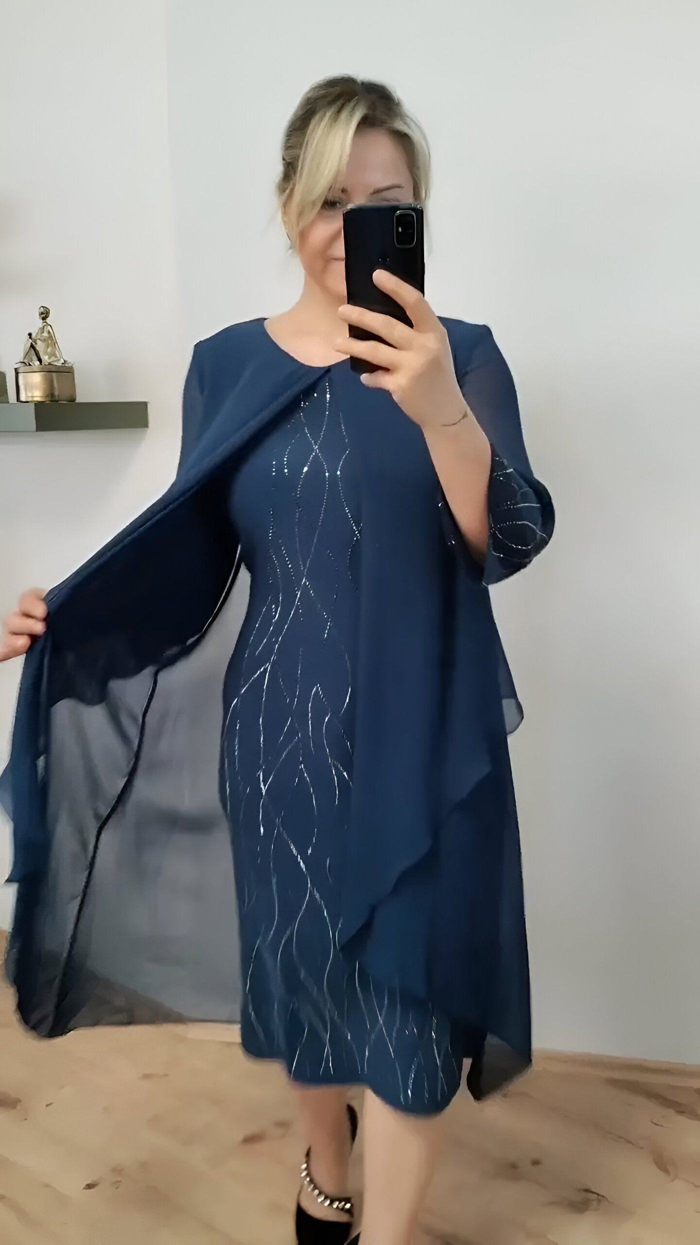 NIENKE - Elegantes Wickelkleid