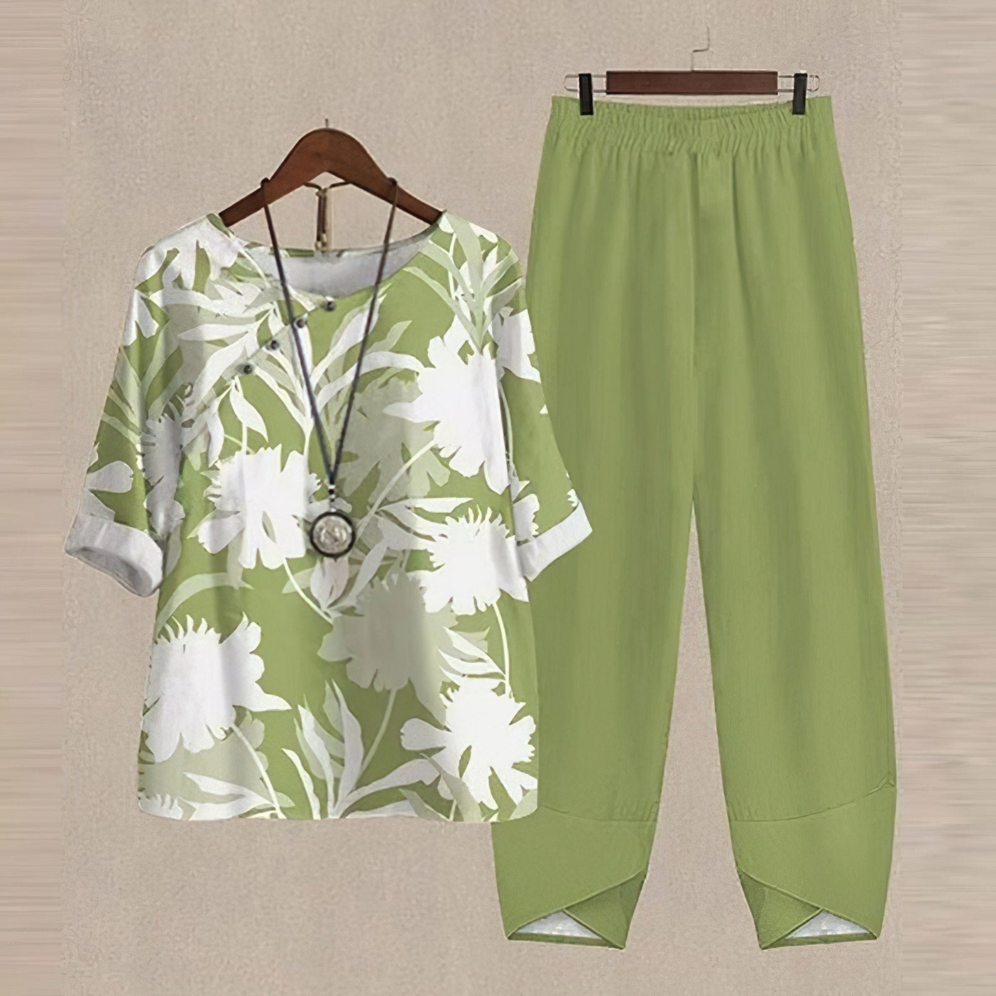 LIV - Elegantes und bequemes Set mit Pullover und Hose