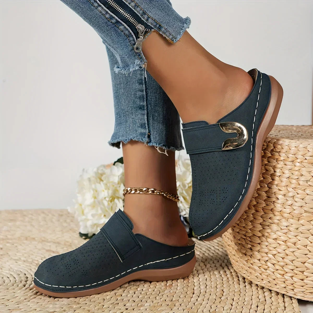LANI - Schicke Stützende Keilsandalen