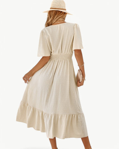RENEE – V-Ausschnitt knielanges Kleid mit kurzen Ärmeln