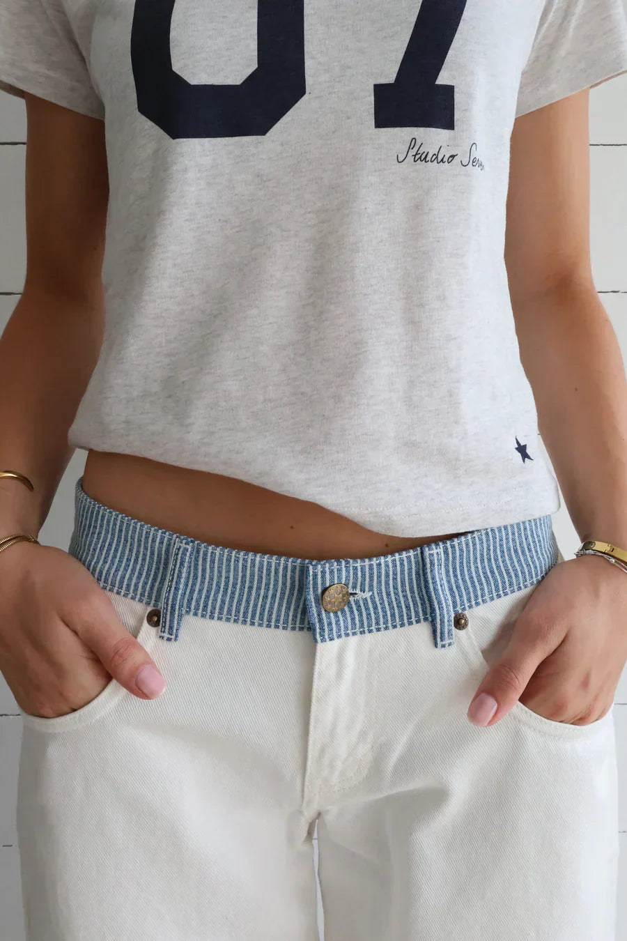 JODIE - Weite Jeans mit Taillenbund