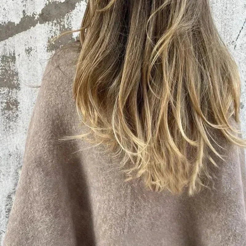 ELISA - Kurze Jacke mit eleganten ausgestellten Ärmeln