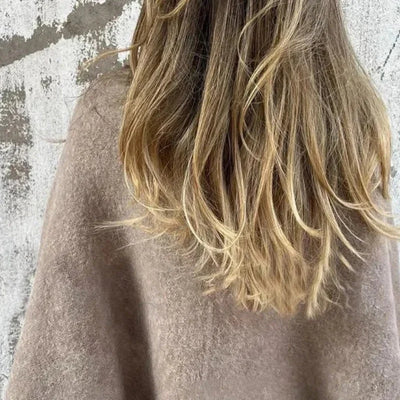 ELISA - Kurze Jacke mit eleganten ausgestellten Ärmeln